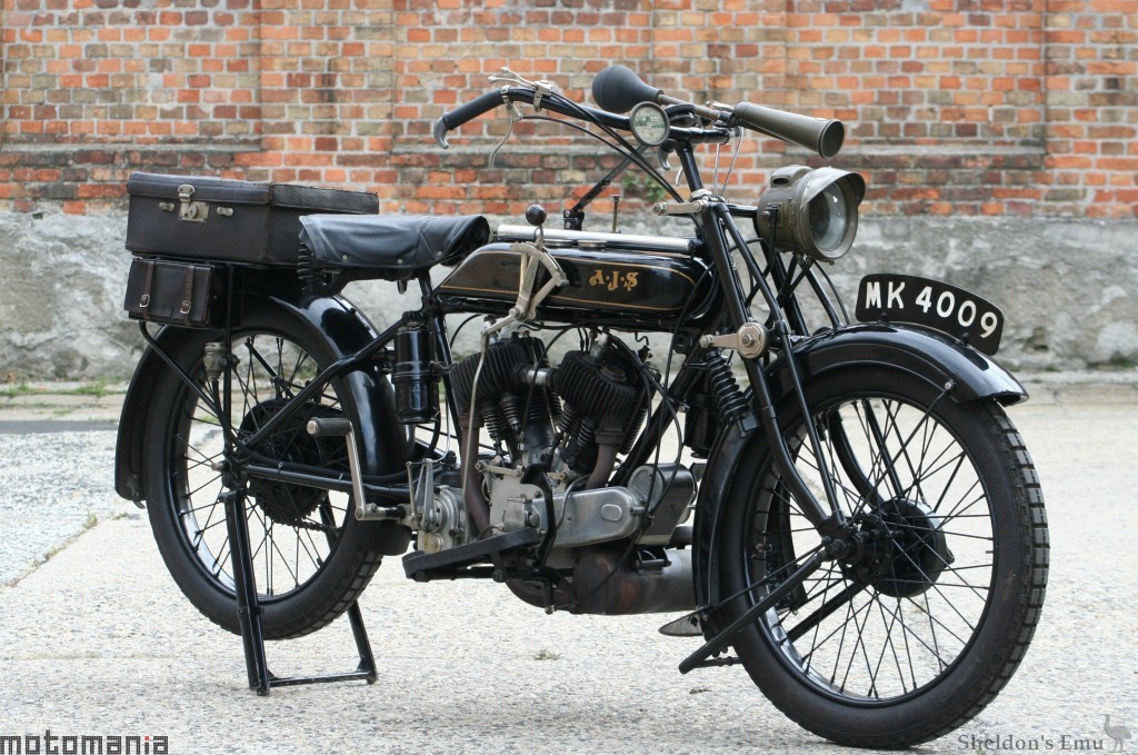AJS-1926-G2-800cc-Moma-01.jpg