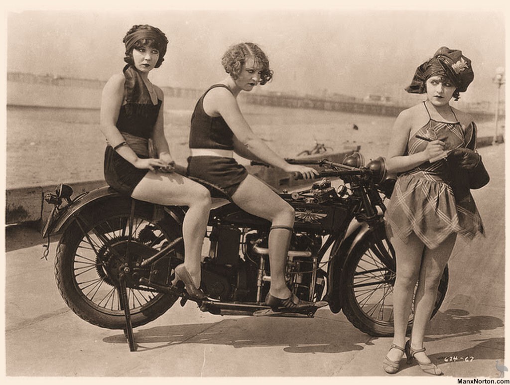 Mack-Sennett-Beauties-USA-1923.jpg