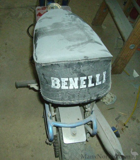 Benelli-1970-Buzzer-rear-0905.jpg