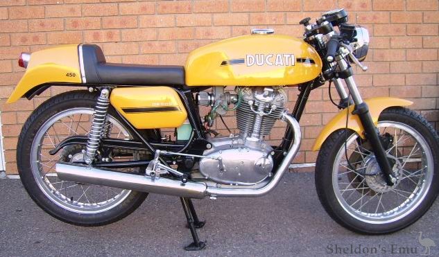 Ducati-1974-450-Desmo-rh.jpg