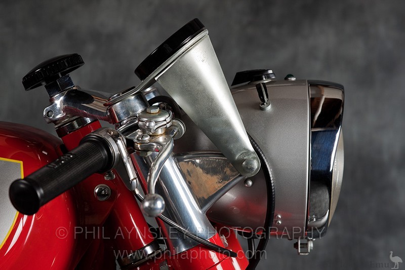 Ducati-250-Mach1-009.jpg