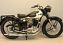 Gillet-Herstal-1950-250cc-Superconfort.jpg