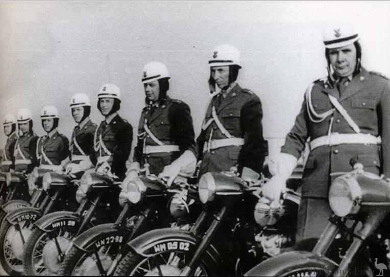 Jawa-1950s-500cc-Police.jpg