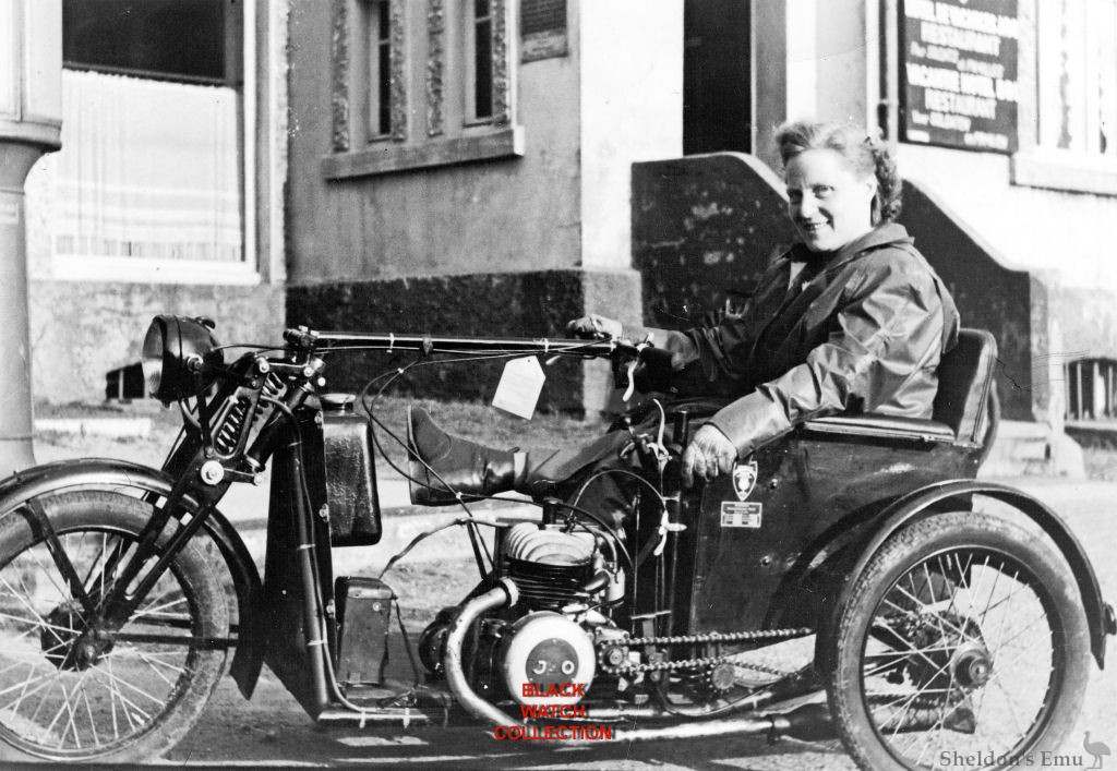 Invalid-Carriage-Unknown-Make-Germany-Post-WWII-1024.jpg