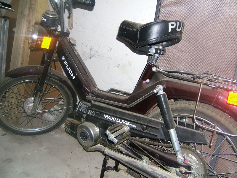 Puch-Maxi-Luxe-Moped.jpg