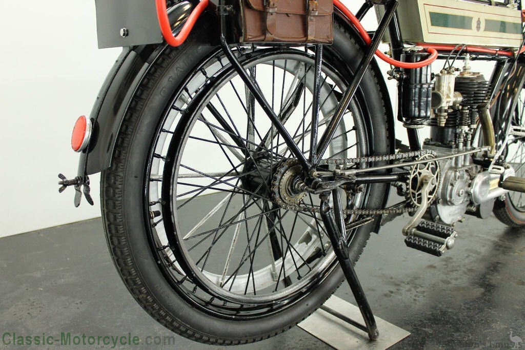 Triumph-1911-500cc-CMAT-7.jpg