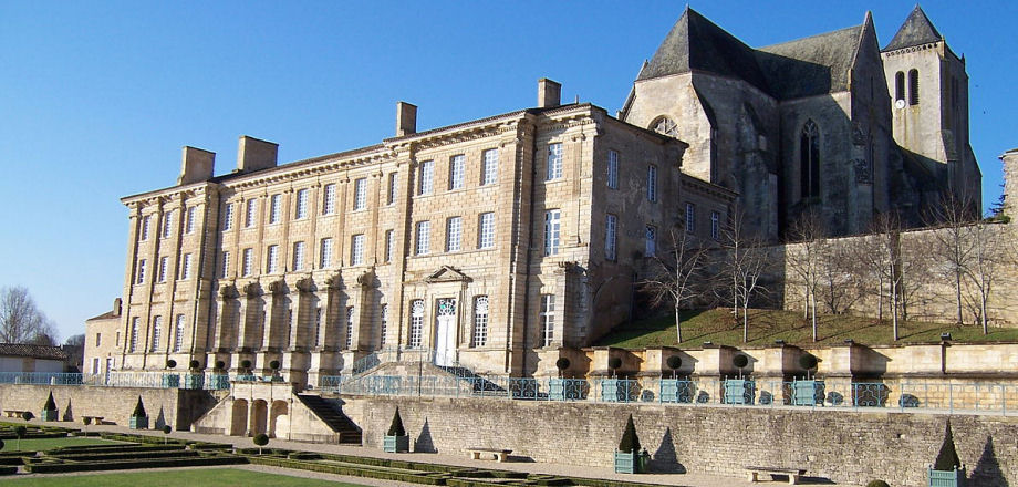 Celle-sur-Belle Abbaye (Wikipedia)