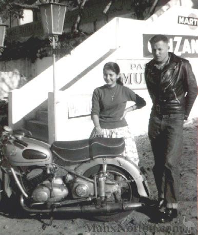 Jerry-Schmitt-with-Adler-Morocco-1954.jpg