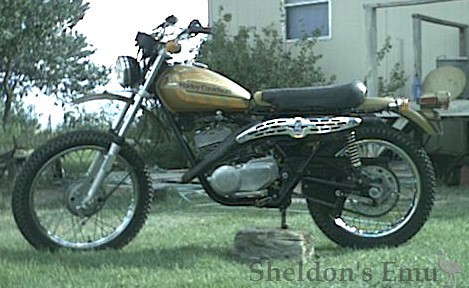 Aermacchi-1976-SX175.jpg