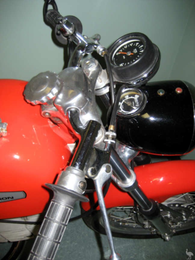 Aermacchi-1967-Sprint-Paul-Brody-1.jpg