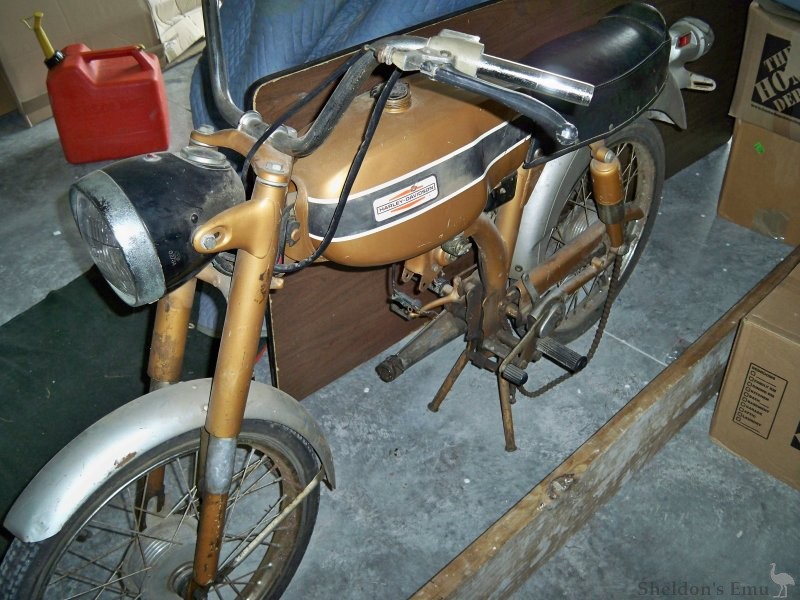 Aermacchi-1970s-M65-1.jpg