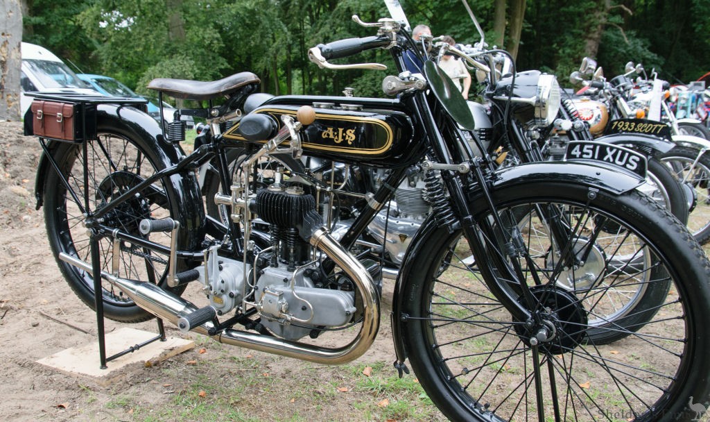 AJS-1927-H4-350cc-1927-StG.jpg