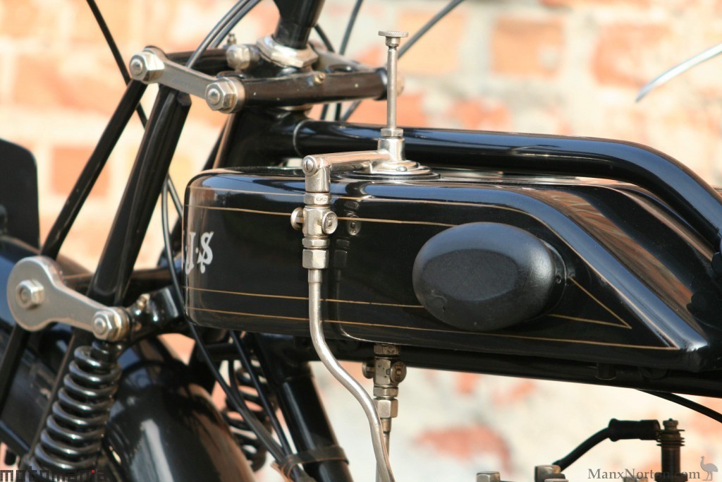 AJS-1928-K5-350cc-Motomania-7.jpg