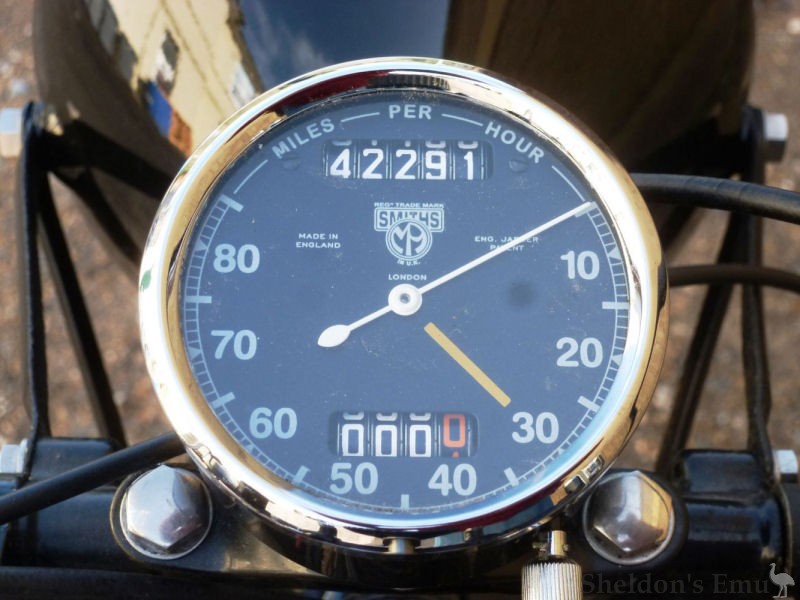 AJS-1938-Model-26SS-350cc-Silver-Streak-ATC-09.jpg