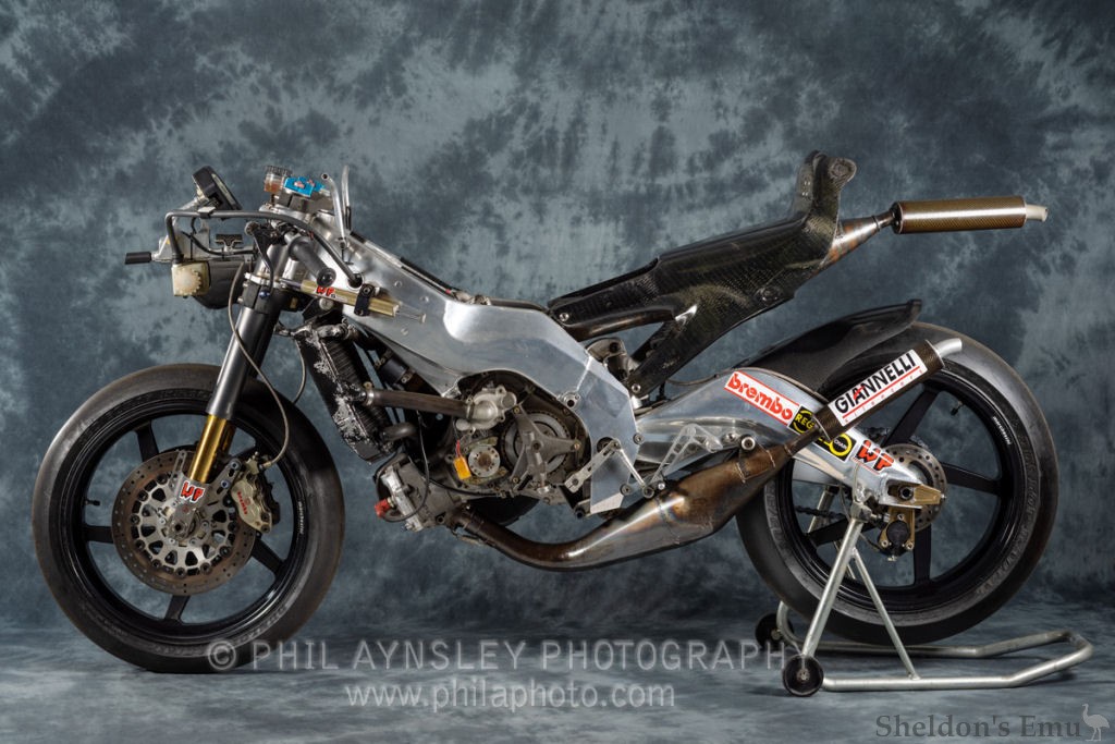 Aprilia-1994-RSV250-PA-017.jpg