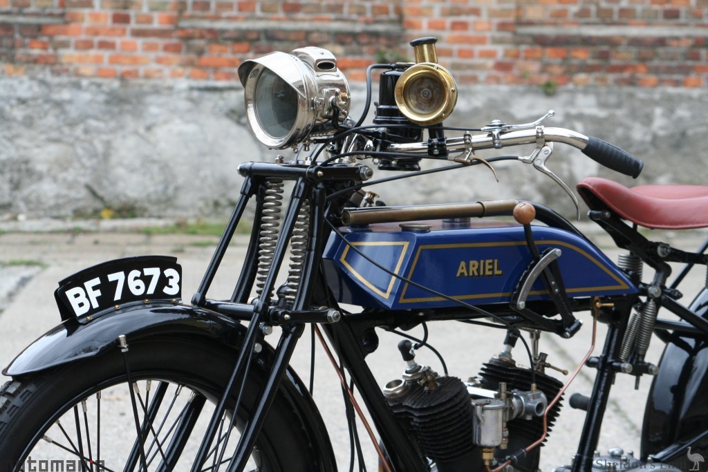 Ariel-1922-800cc-AKD-Moma-05.jpg
