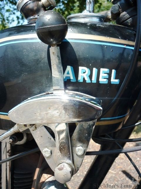 Ariel-1928-Model-E-500cc-4618-10.jpg