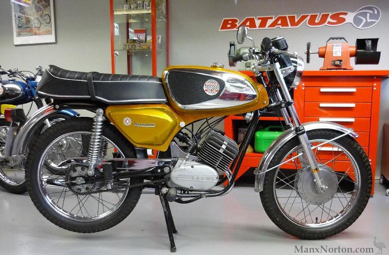 Batavus-1972-74-TS49-S2-1.jpg
