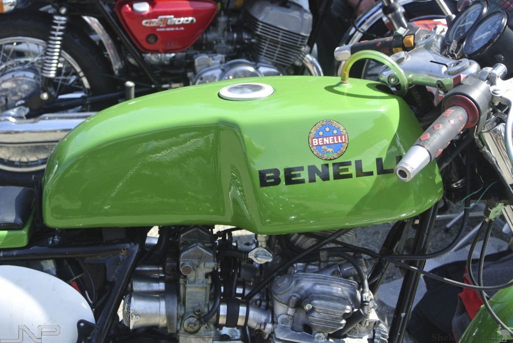Benelli-1976c-Quattro-1-J-Norek.jpg