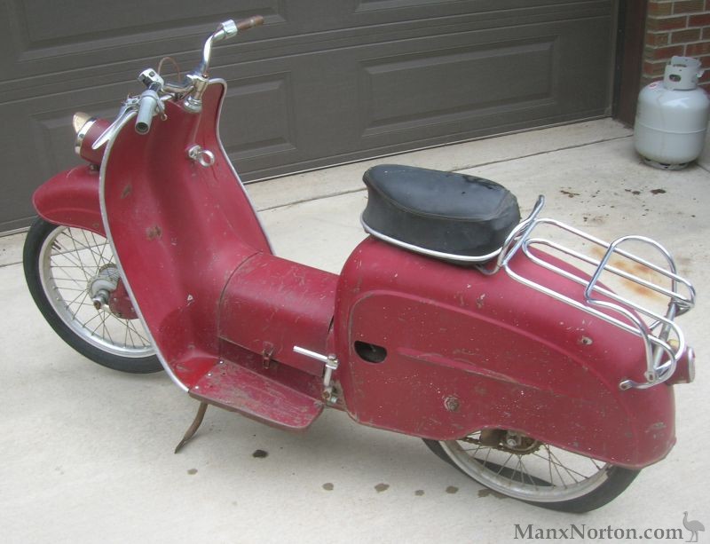 Binz-1955c-Scooter-2.jpg