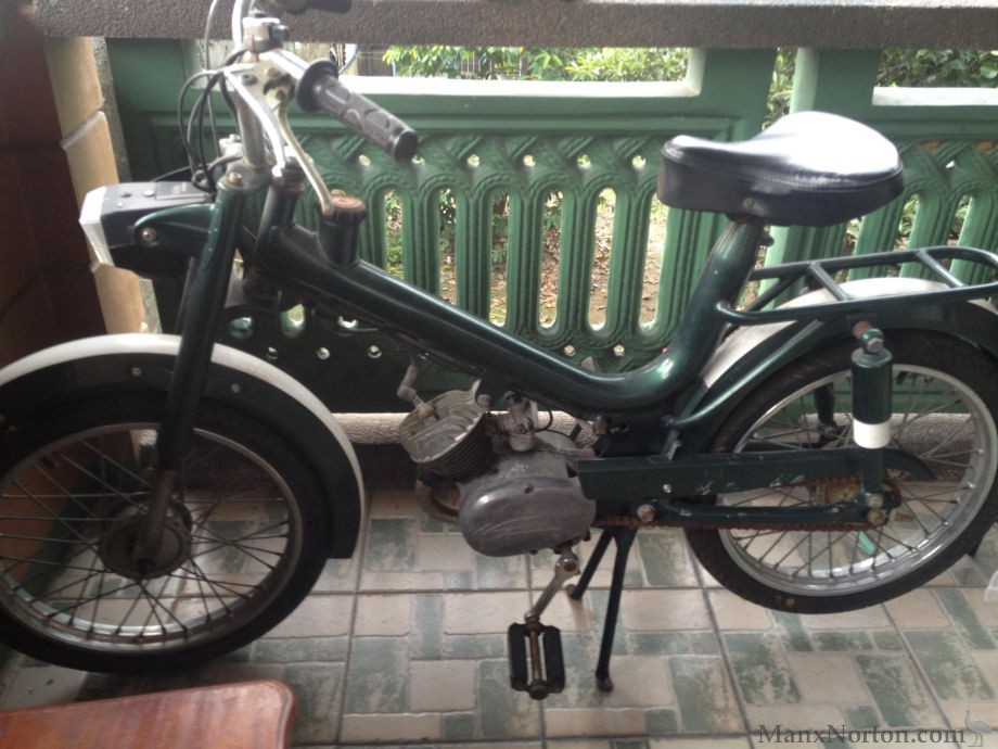 BM-Moped-Green-1.jpg