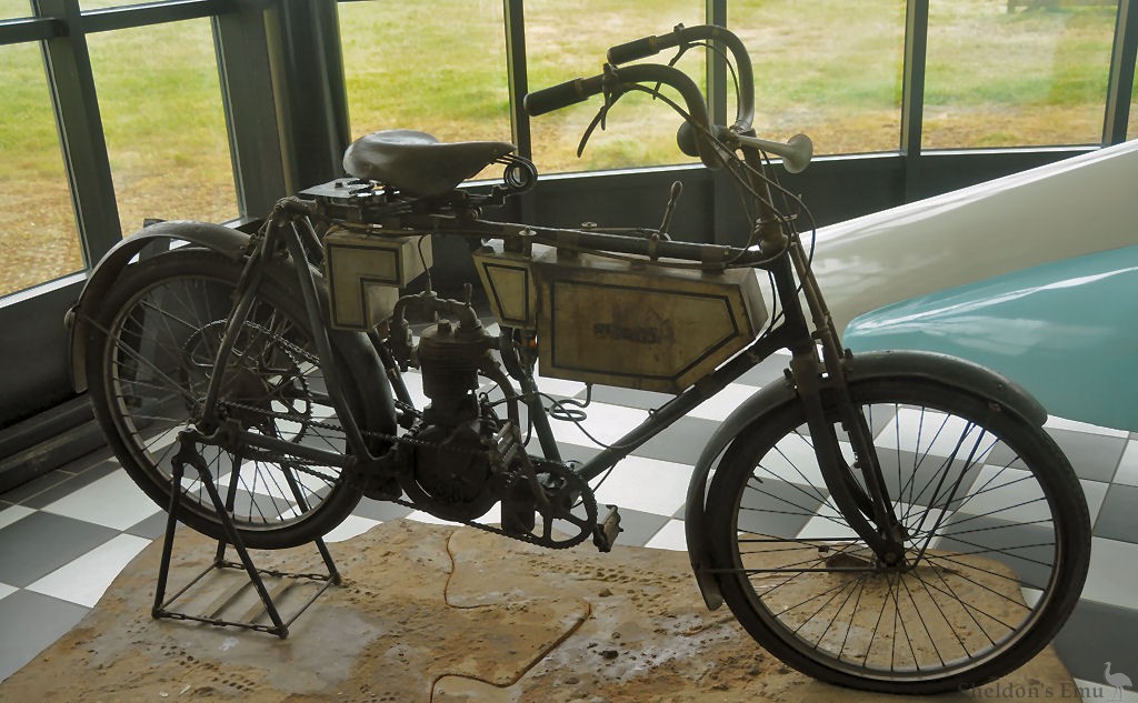 Bowden-Motorcycle-Pendine-Museum-WiP.jpg