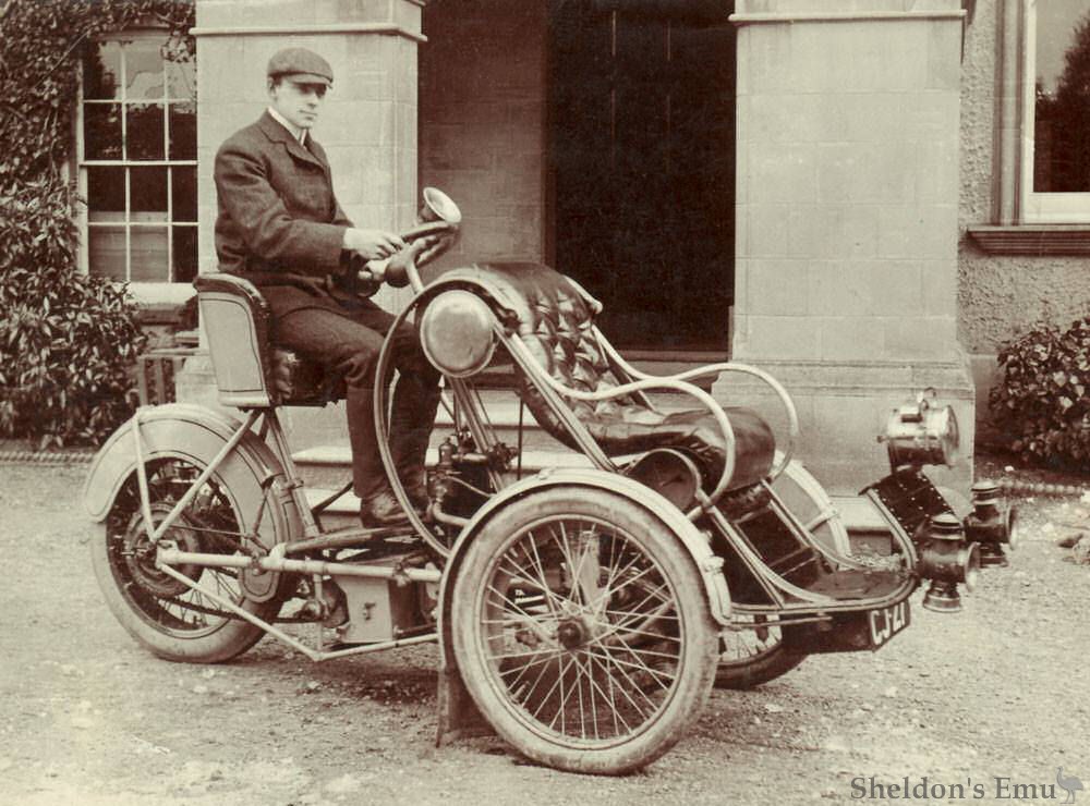 Eagle-Tandem-1902-Harry-Morgans-First-Car.jpg
