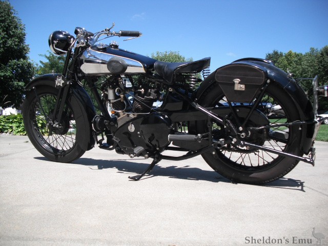 Brough-Superior-1934-680-2.jpg