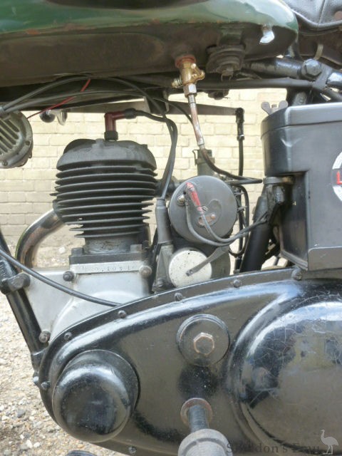 BSA-1937-B20-250cc-SV-AT-004.jpg