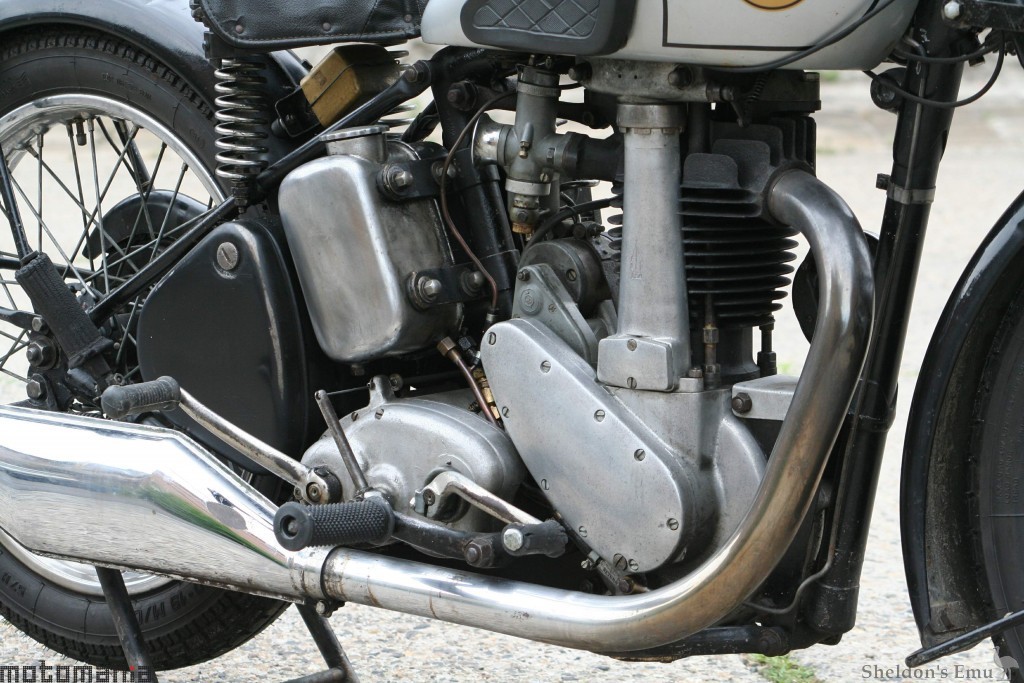 BSA-1939-M22-500cc-Motomania-6.jpg