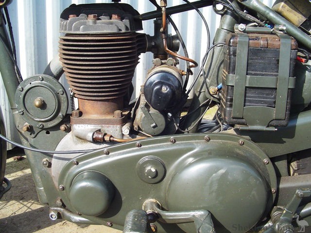 BSA-1946-M21-600cc-AT-002.jpg