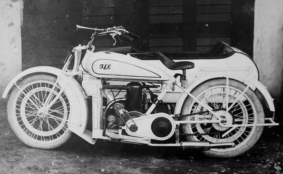 JLS-1929c-555cc-Two-stroke-MZF.jpg