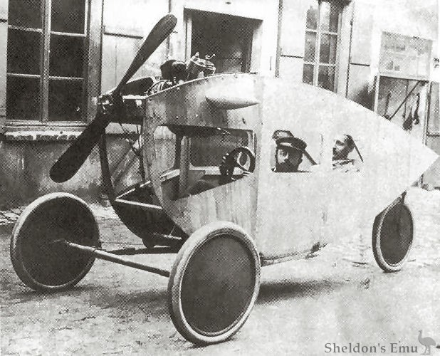 Leyat-1913-Helicycle.jpg