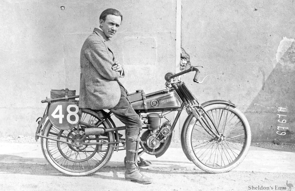 Motosolo-1921-Cleich-BNF.jpg