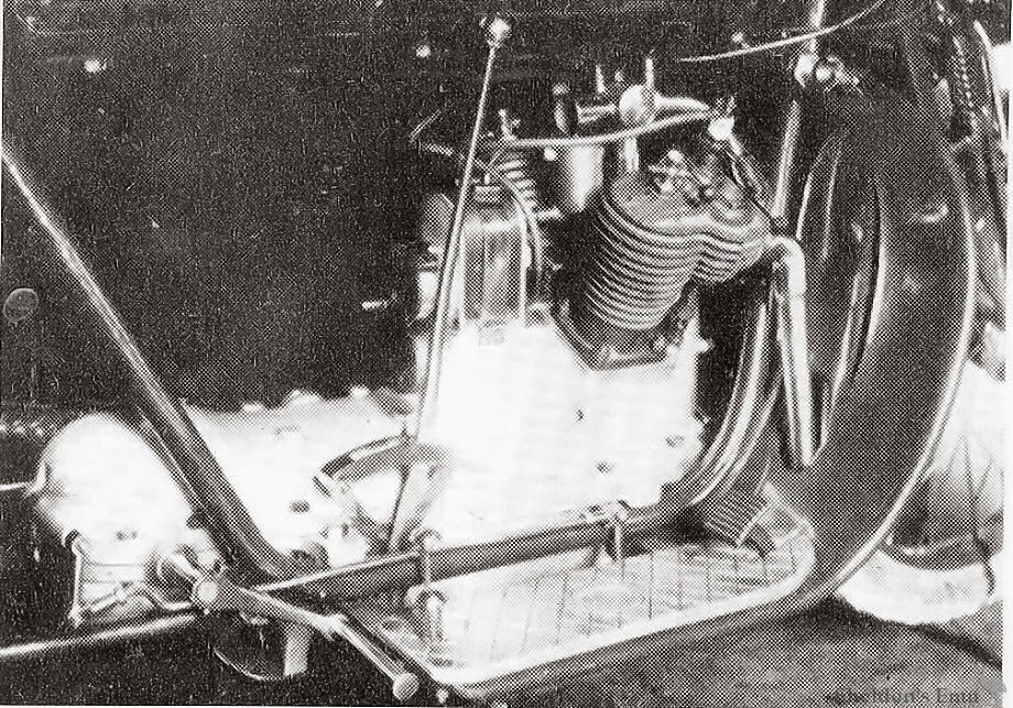 Spring-1923-Engine-Pierre-Laumont.jpg
