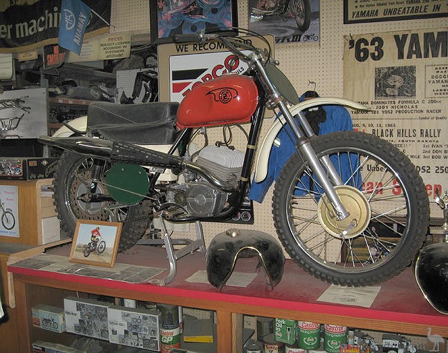 CZ-1969-250cc-Sidepiper.jpg
