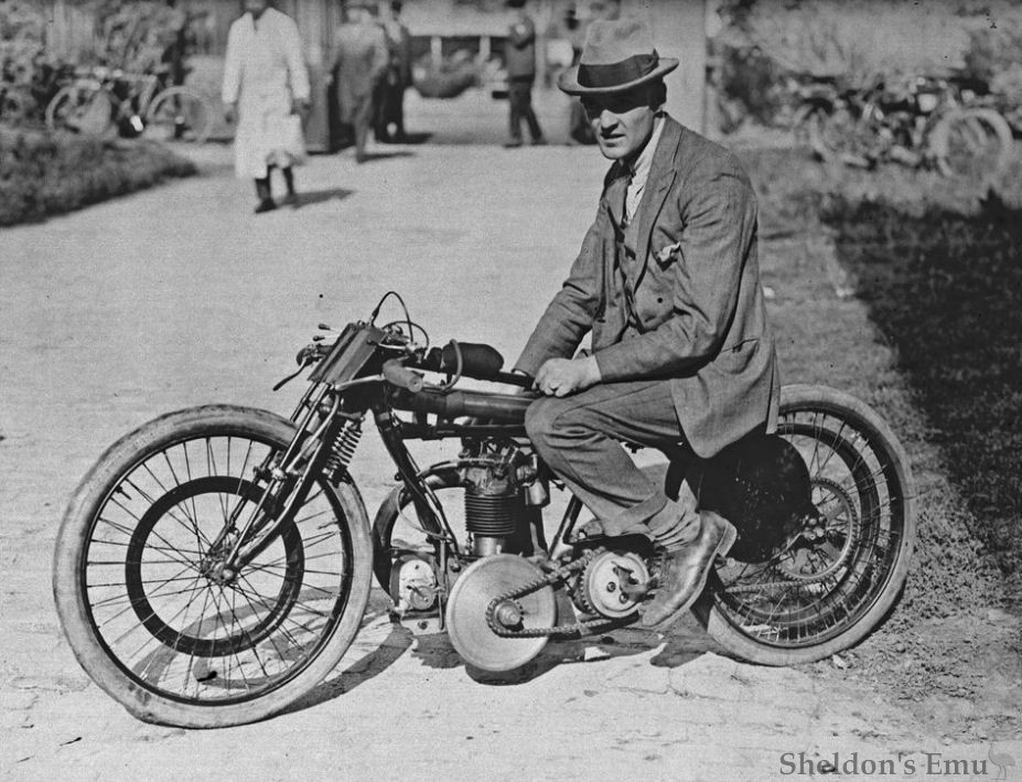 DFR-1922-BNF-02.jpg