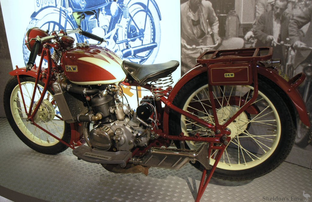 DKW-1932c-500cc-Super-Sport-AHM-Wpa.jpg
