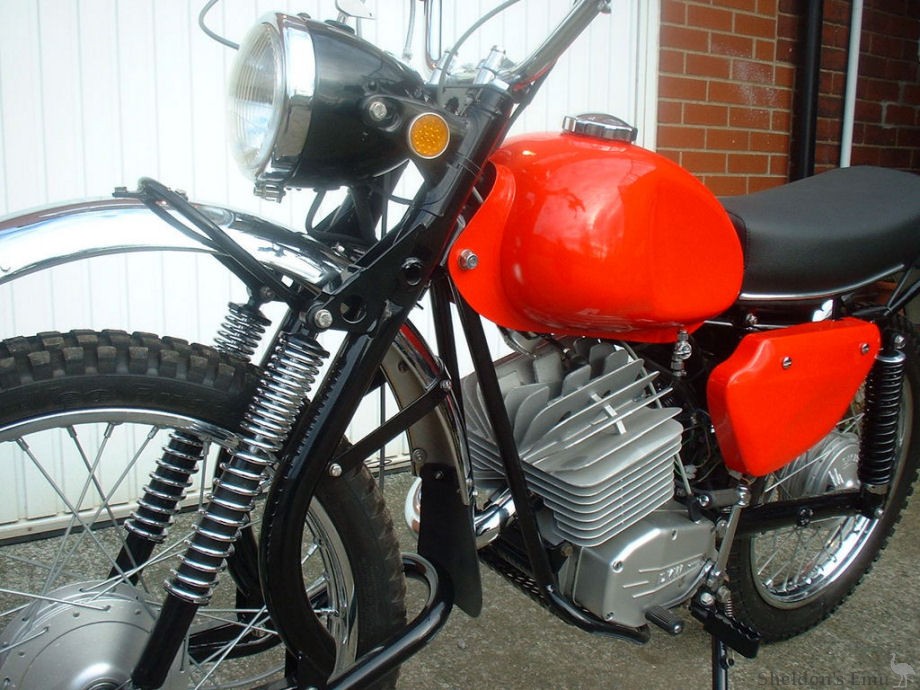 DKW-1970c-Sachs-Hercules-125cc-1.jpg