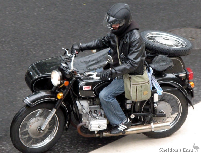 Dnepr-motorcycle-IMG-1586.jpg