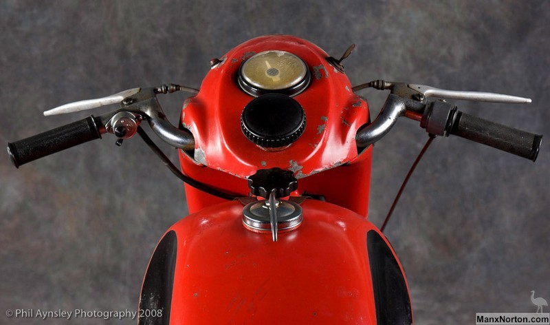 Ducati-125TV-005.jpg