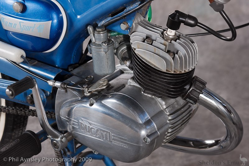 Ducati-1962-48cc-Piuma-Sport-PA-06.jpg