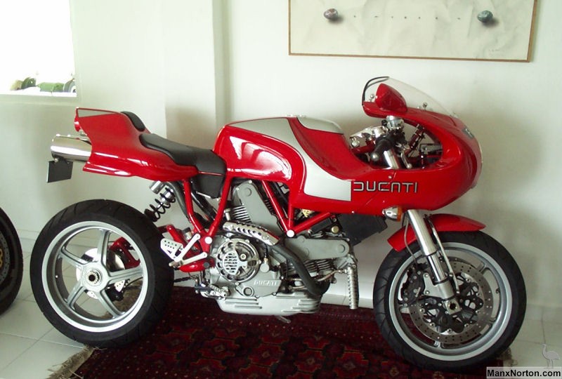 Ducati-MH900E.jpg