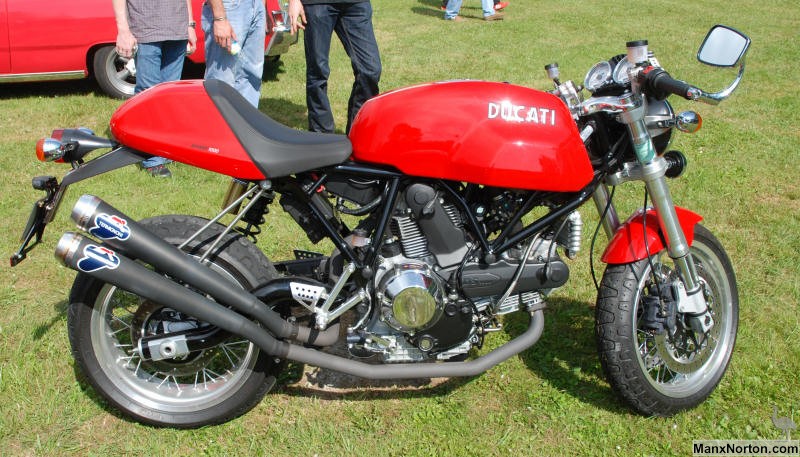 Ducati-Sport-Classic-1000-Chambrey-2.jpg