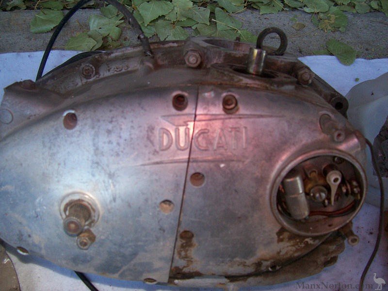 Ducati-1964c-250-MkIII-4.jpg