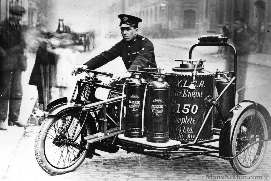 Dunelt-1924-Fire-Engine.jpg