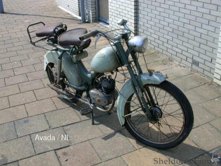 AVADA-moped-Holland.jpg