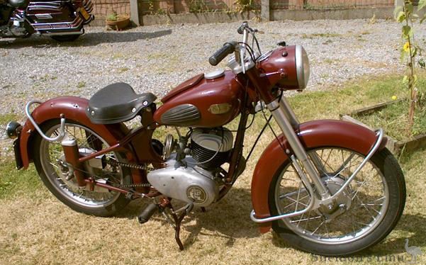 Ensia-1954-250cc-BE-4.jpg
