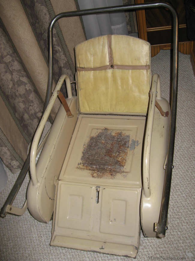 Flandria-baby-carriage-3.jpg
