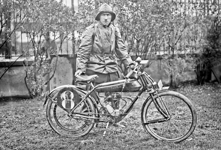 Propulcycle-1922-Madoz-BNF.jpg